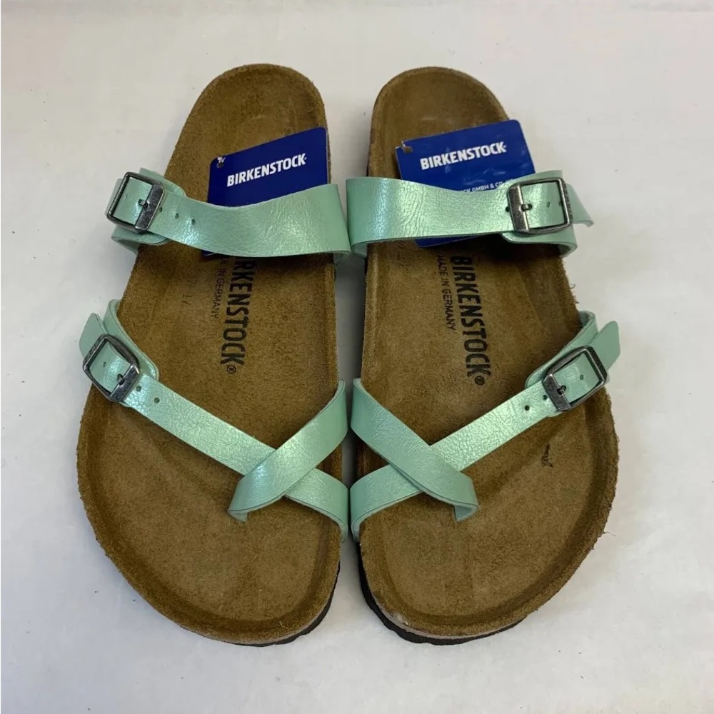 Birkenstock Mayari Sandals in Graceful Matcha / Size 37 / New With Tags & Box 🍵